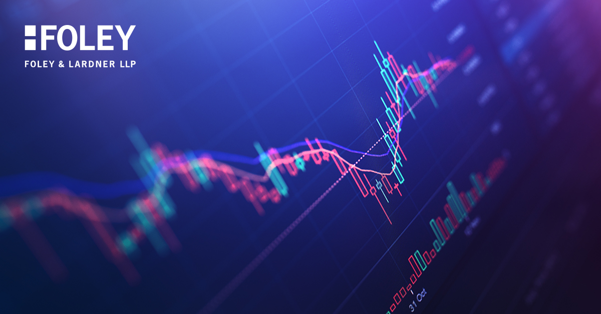 Pantalla digital en la que se muestra un gráfico financiero multicolor con líneas oscilantes y gráficos de barras, que destaca la experiencia de Foley &amp; Lardner LLP como bufete especializado en derecho mercantil. El logotipo de Foley &amp; Lardner LLP aparece en la esquina superior izquierda.