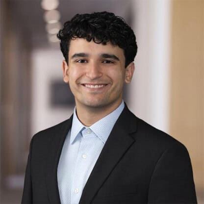 アミット・エティエルの顔写真。