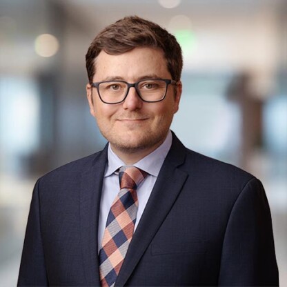 迈卡·查文的头像照。