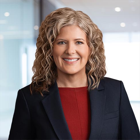 劳伦·洛伊的头像照。