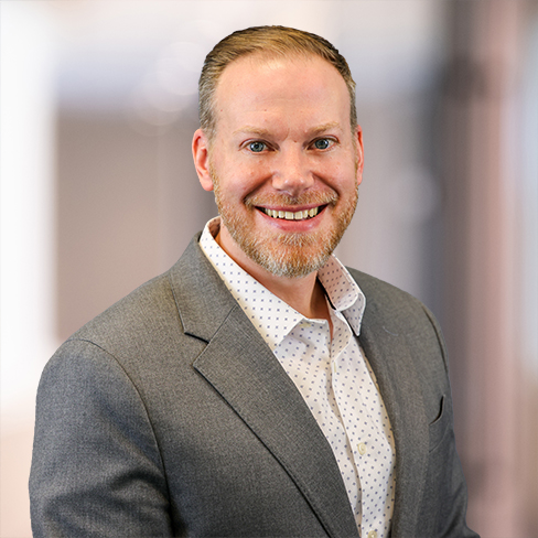 Daniel Farris headshot.