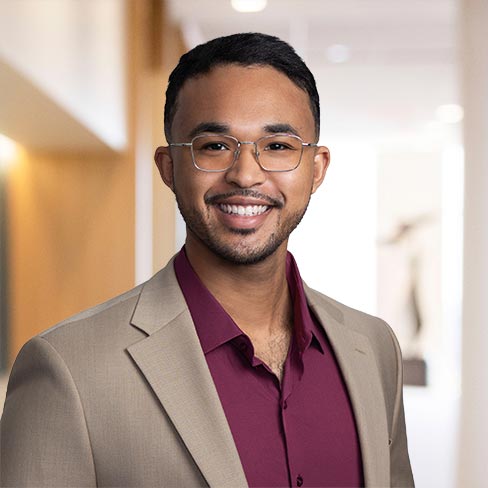 Joel Swann headshot.